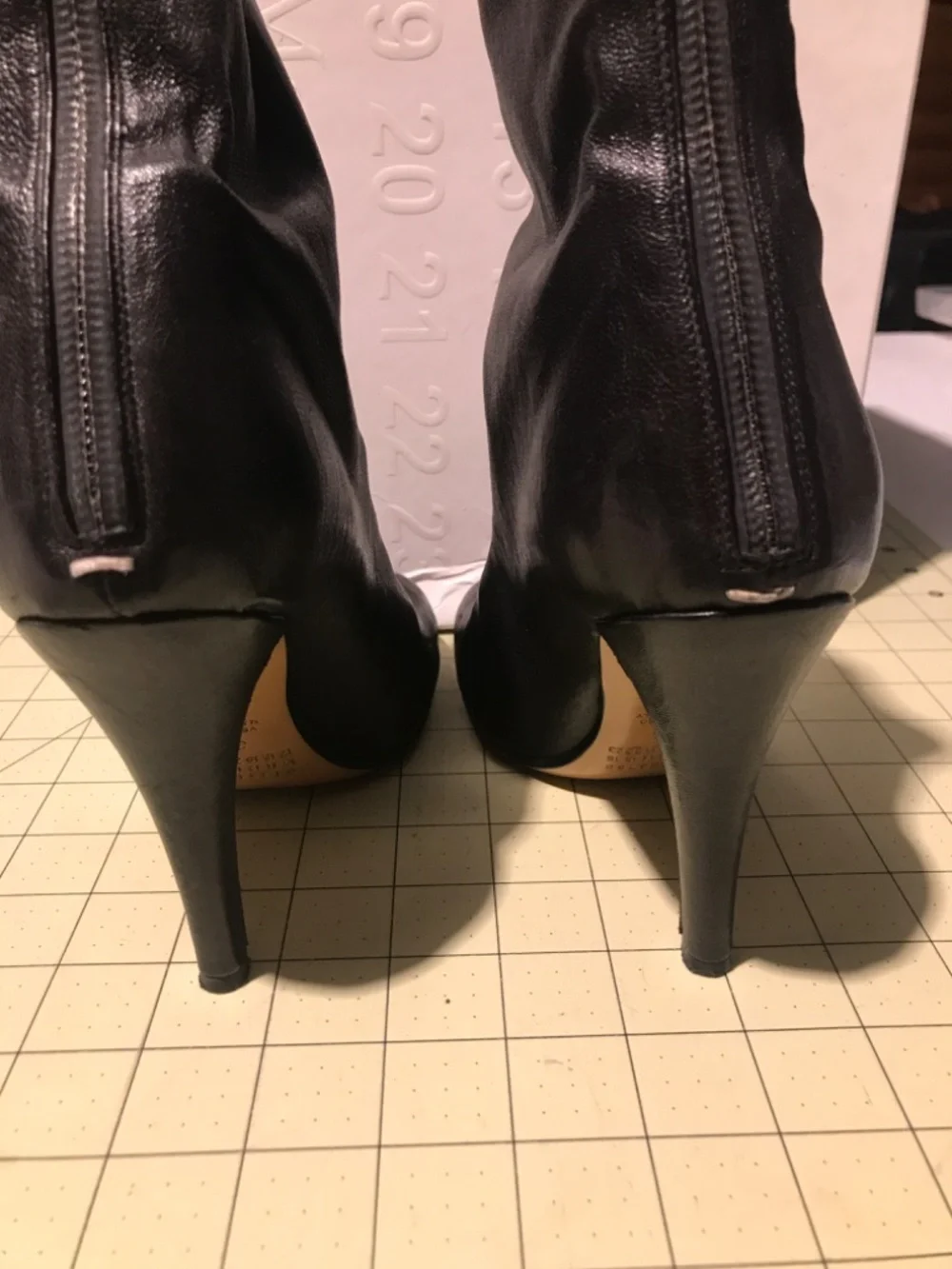 Maison Martin margiela tabi  boots black lamb leather 37.5 excellent